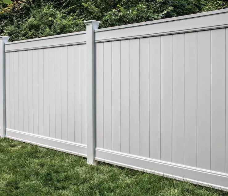 How Affordable is a Vinyl Fence?